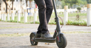 Monopattini, skateboard e bici elettriche: il futuro è nelle mani della micromobilità